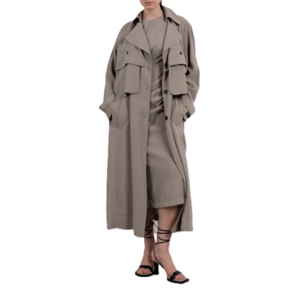 PHISIQUE DU ROLE TRENCH